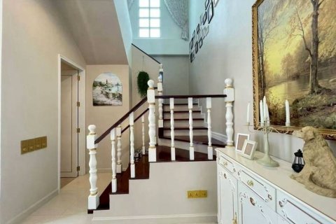 Townhouse in Pattaya, Thailand 3 bedrooms № 157827 - photo 5