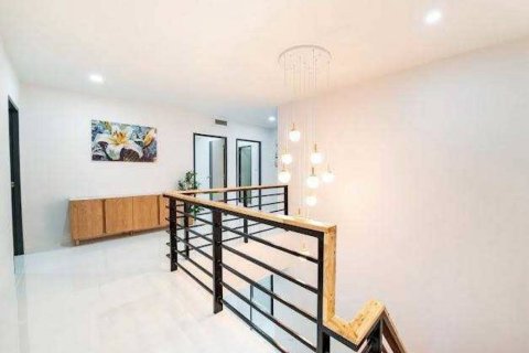 Villa in Pattaya, Thailand 6 bedrooms № 157828 - photo 7