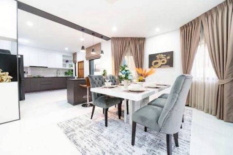 Villa in Pattaya, Thailand 6 bedrooms № 157828 - photo 4
