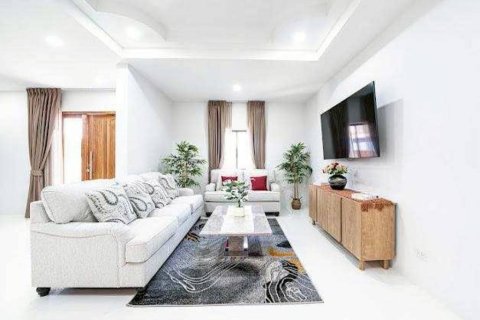 Villa in Pattaya, Thailand 6 bedrooms № 157828 - photo 3