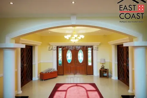 Casa de 3 dormitorios en Pattaya, Tailandia № 212965 - foto 17