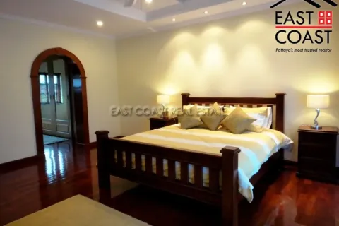 Casa de 3 dormitorios en Pattaya, Tailandia № 212965 - foto 9
