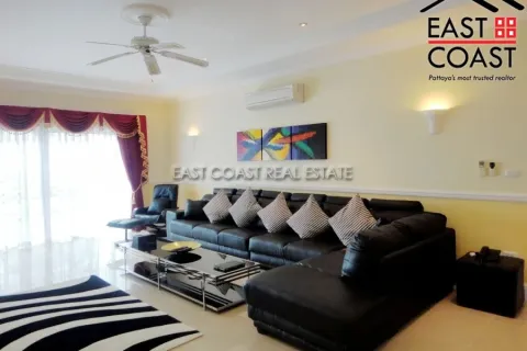 Casa de 3 dormitorios en Pattaya, Tailandia № 212965 - foto 11