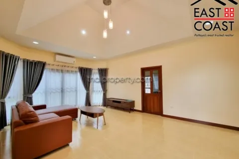 Casa de 3 dormitorios en Pattaya, Tailandia № 212968 - foto 3