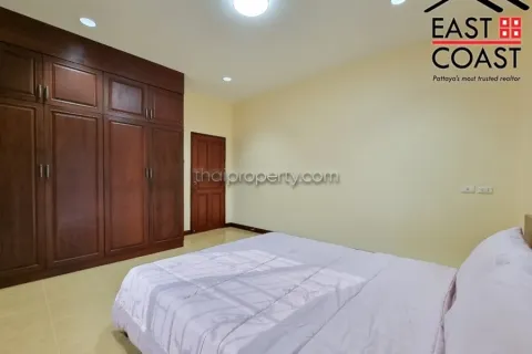 Casa de 3 dormitorios en Pattaya, Tailandia № 212968 - foto 15