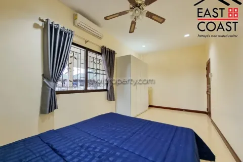 Casa de 3 dormitorios en Pattaya, Tailandia № 212968 - foto 12