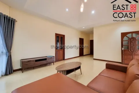 Casa de 3 dormitorios en Pattaya, Tailandia № 212968 - foto 2