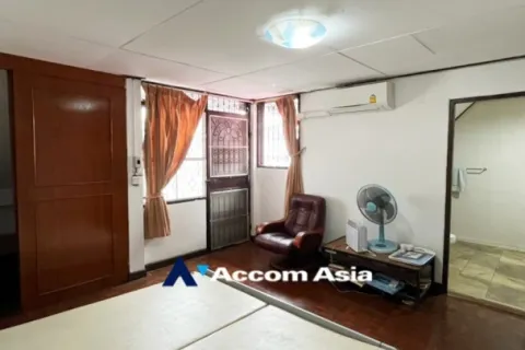 Reihenhaus in Watthana, Bangkok, Thailand 3 Schlafzimmer № 216667 - Foto 9