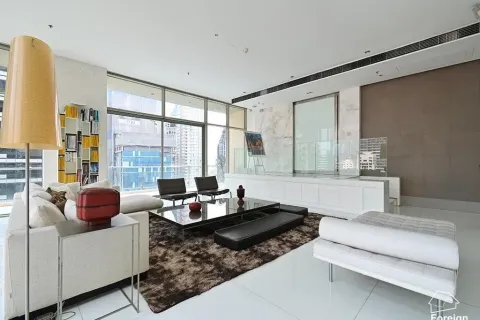 Condo à Bang Rak, Bangkok, Thaïlande, 3 chambres № 164666 - photo 2