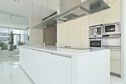 Condo à Bang Rak, Bangkok, Thaïlande, 3 chambres № 164666 - photo 3