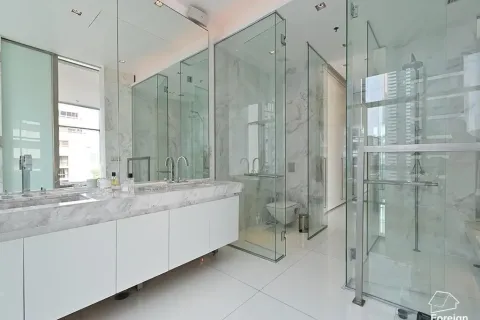 Condo à Bang Rak, Bangkok, Thaïlande, 3 chambres № 164666 - photo 11