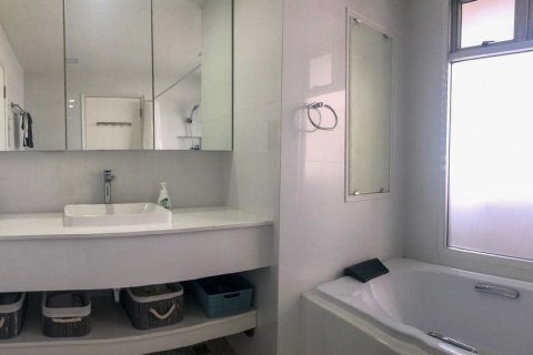 Кондоминиум с 2 спальнями в Клонг Тоэй, Бангкок, Таиланд № 140420 - фото 18