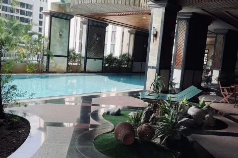 Кондоминиум с 3 спальнями в Бангкоке, Таиланд № 157746 - фото 1