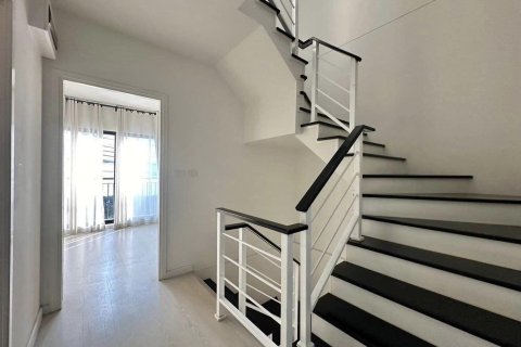 House in Bangkok, Thailand 3 bedrooms № 157749 - photo 5