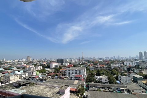 Condo in Bangkok, Thailand, 3 bedrooms  № 157745 - photo 16