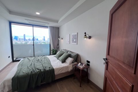Condo in Bangkok, Thailand, 3 bedrooms  № 149678 - photo 6