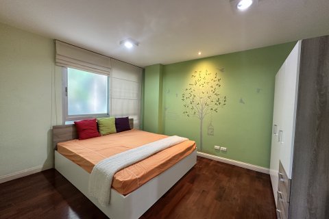 Condo à Watthana, Bangkok, Thaïlande, 2 chambres  № 139855 - photo 2