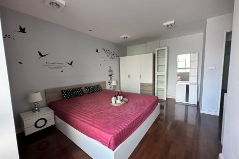 Condo à Watthana, Bangkok, Thaïlande, 2 chambres  № 139855 - photo 3