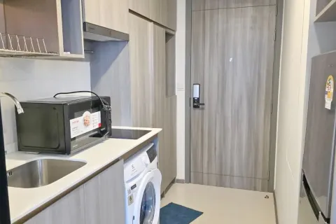 Кондоминиум с 2 спальнями в Бангне, Бангкок, Таиланд № 147460 - фото 7