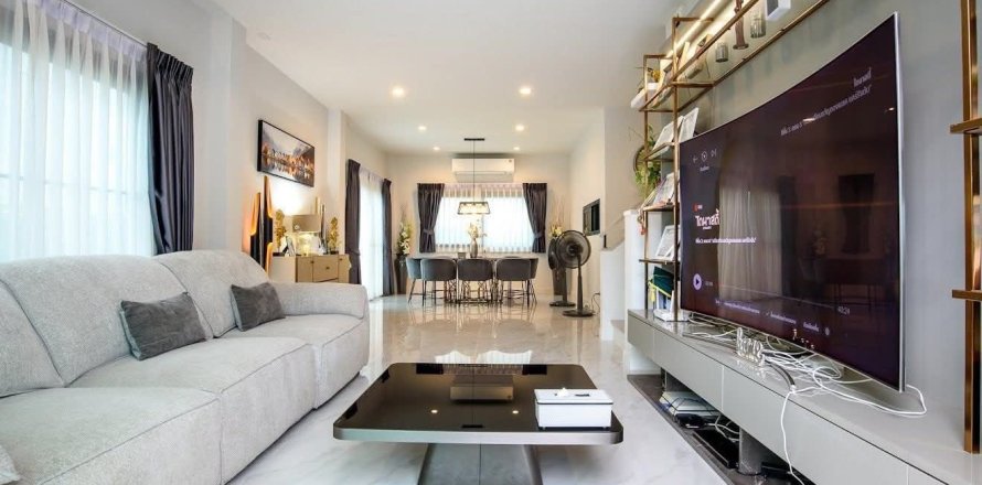 Maison à Pattaya, Thaïlande 4 chambres № 147463