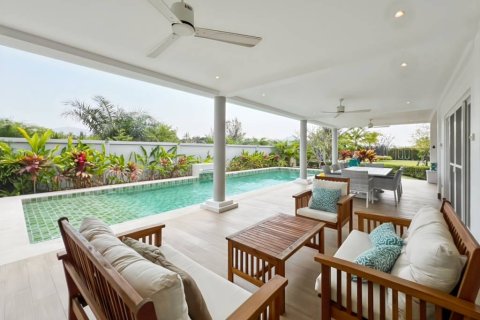Villa in Hua Hin, Thailand 4 Schlafzimmer № 221848 - Foto 7