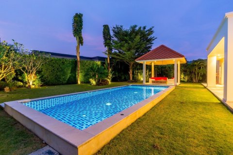 Villa in Hua Hin, Thailand 3 Schlafzimmer № 221844 - Foto 3