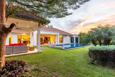 Villa in Hua Hin, Thailand 3 Schlafzimmer № 221844 - Foto 16