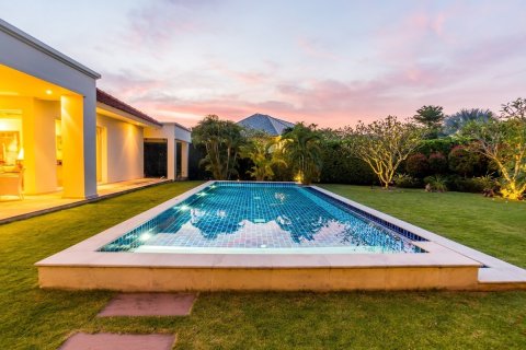 Villa in Hua Hin, Thailand 3 Schlafzimmer № 221844 - Foto 8