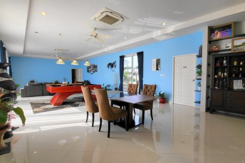 Villa in Hua Hin, Thailand 3 Schlafzimmer № 221847 - Foto 8