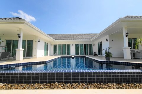 Villa à Hua Hin, Thaïlande 3 chambres № 221847