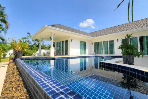 Villa in Hua Hin, Thailand 3 Schlafzimmer № 221847 - Foto 2