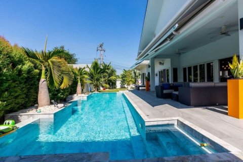 Chalet de 4 dormitorios en Hua Hin, Tailandia № 221843