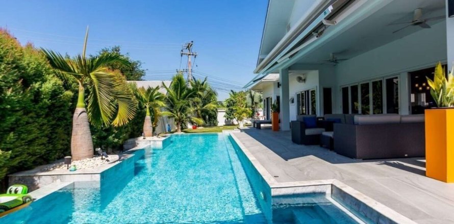 Villa in Hua Hin, Thailand 4 Schlafzimmer № 221843