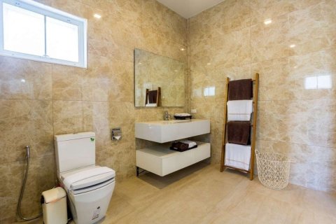 Villa in Hua Hin, Thailand 4 Schlafzimmer № 221843 - Foto 26