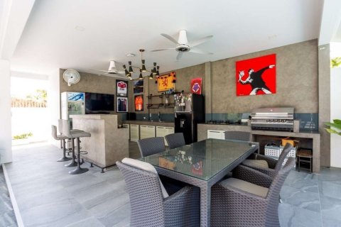 Villa in Hua Hin, Thailand 4 Schlafzimmer № 221843 - Foto 29