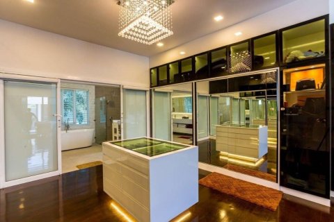 Villa in Hua Hin, Thailand 4 Schlafzimmer № 221843 - Foto 13