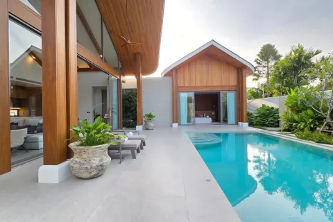 Villa in Phuket, Thailand 4 bedrooms № 135111 - photo 4