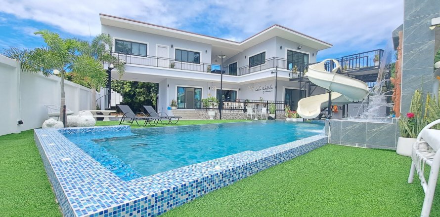 Вилла в Паттайе, Таиланд с 6 спальнями  № 147832