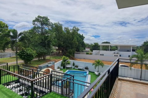 Вилла в Паттайе, Таиланд с 6 спальнями  № 147832 - фото 4