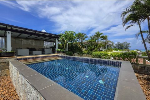 Penthouse in Phuket, Thailand 3 bedrooms № 147830 - photo 2