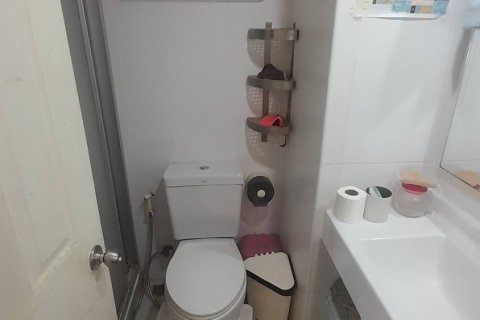 Condo à Chatuchak, Bangkok, Thaïlande, 2 chambres № 170481 - photo 8