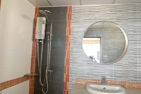 Condo in Rayong, Thailand, 2 bedrooms № 170487 - photo 13