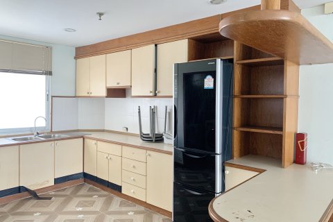 Condo in Rayong, Thailand, 2 bedrooms № 170487 - photo 4