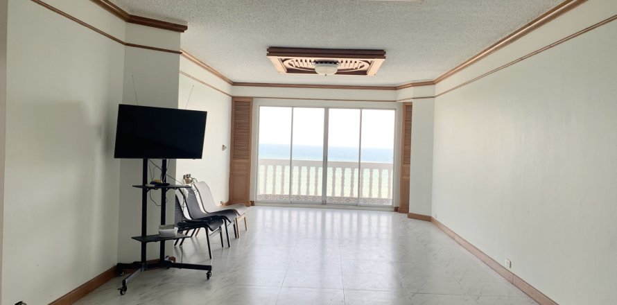 Condo in Rayong, Thailand, 2 bedrooms № 170487