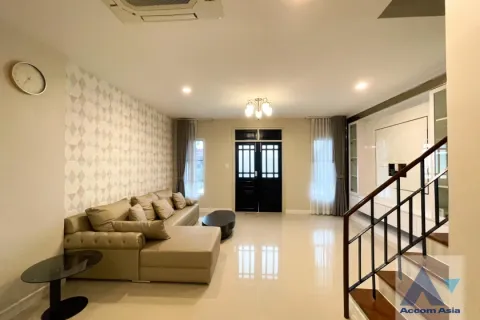 Reihenhaus in Phra Khanong, Bangkok, Thailand 3 Schlafzimmer № 216315 - Foto 4