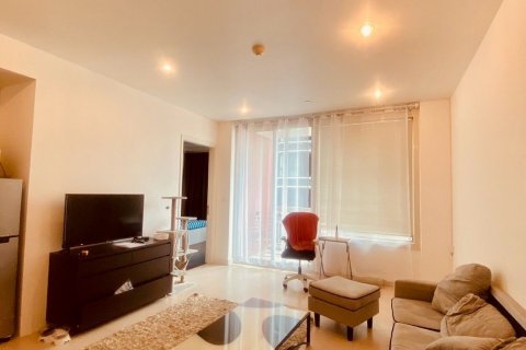 Студия в кондо в Ратчатхеви, Бангкок, Таиланд № 137507 - фото 1