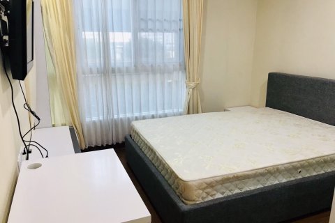 Condo in Khlong Toei, Bangkok, Thailand, 2 bedrooms  № 137509 - photo 6