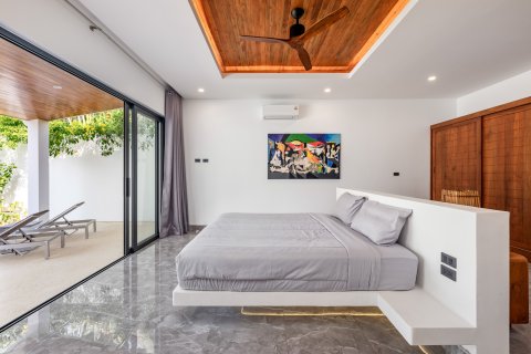Villa in Ko Samui, Thailand 3 bedrooms № 164073 - photo 25