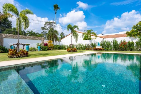 Villa in Ko Samui, Thailand 3 bedrooms № 164073 - photo 8