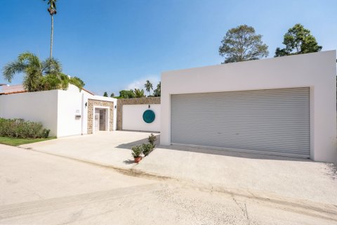 Villa in Ko Samui, Thailand 3 bedrooms № 164073 - photo 9